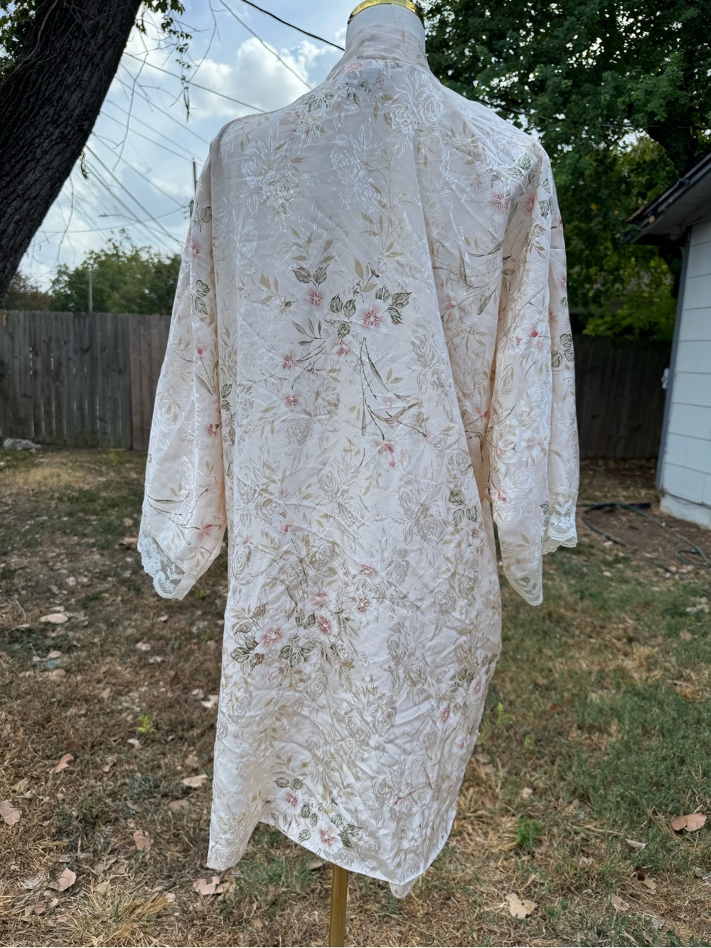 VTG Floral Night Robe - Picture 4 of 5